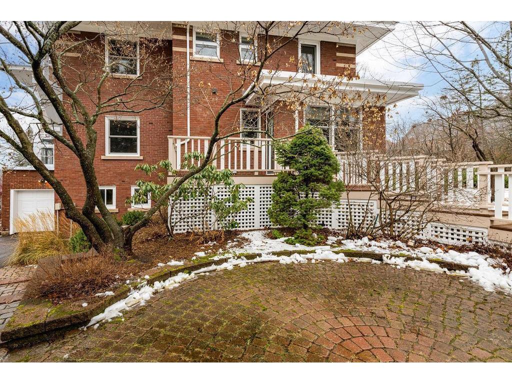 2328 E 3rd Street Duluth MN 55812 6821884 image114