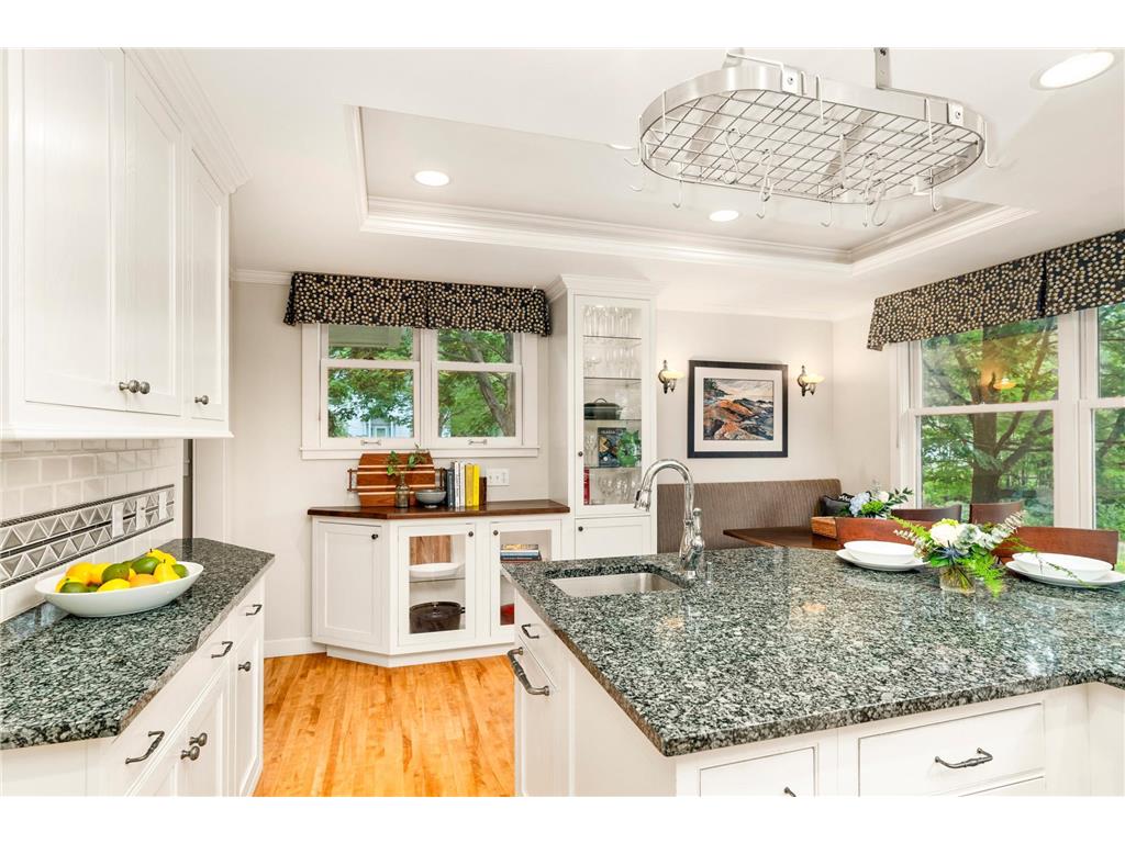 2328 E 3rd Street Duluth MN 55812 6821884 image31