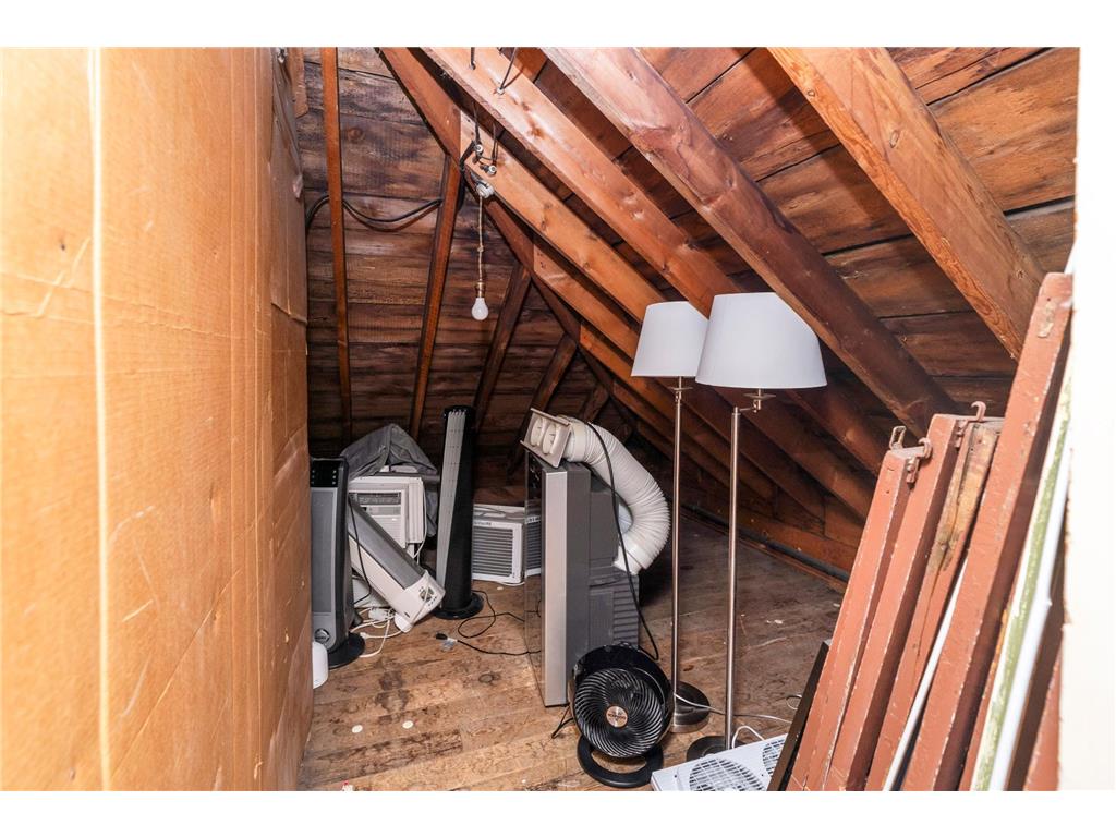 2328 E 3rd Street Duluth MN 55812 6821884 image76