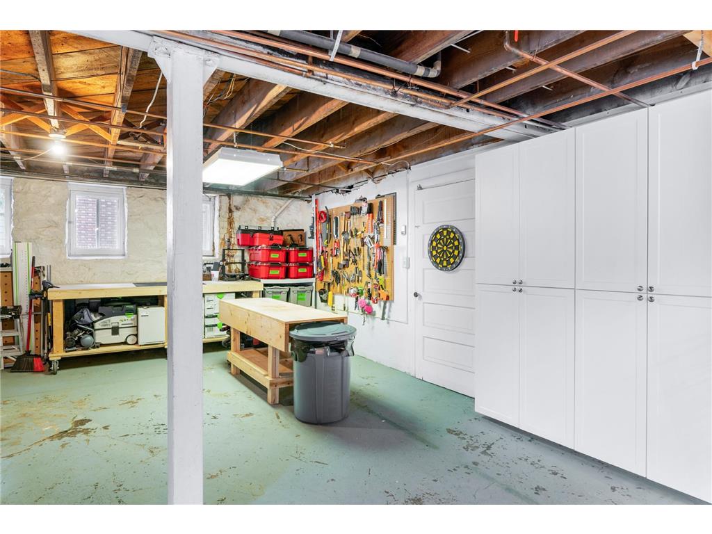 2328 E 3rd Street Duluth MN 55812 6821884 image80