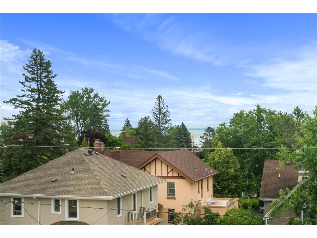 2328 E 3rd Street Duluth MN 55812 6821884 image87