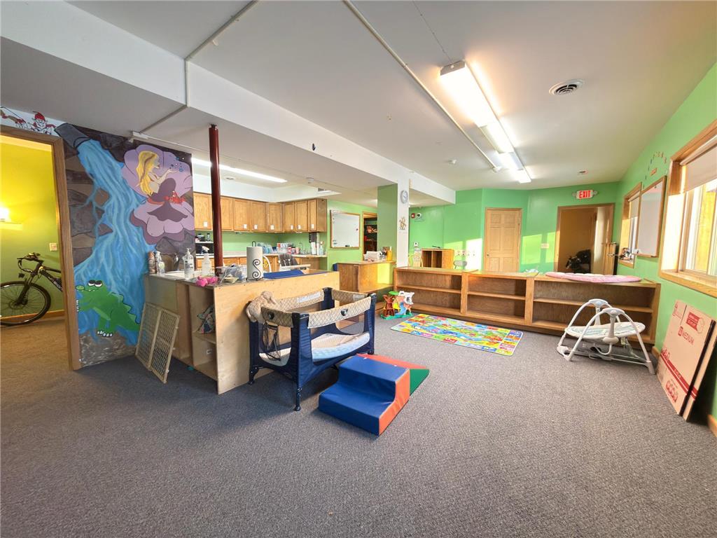 2328 N Hillcrest Parkway Altoona WI 54720 6824110 image25