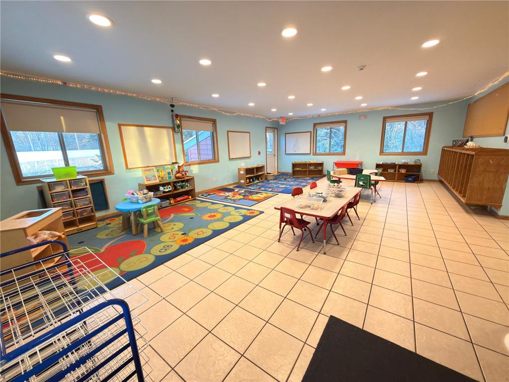 2328 N Hillcrest Parkway Altoona WI 54720 6824110 image32