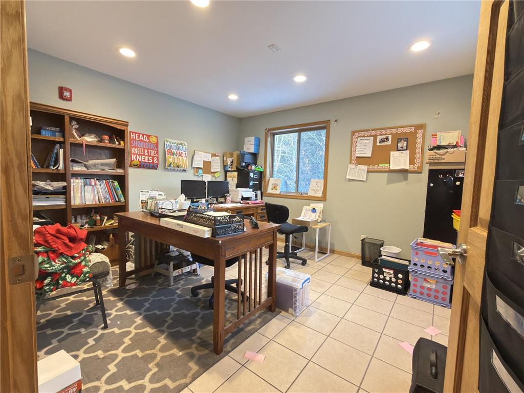 2328 N Hillcrest Parkway Altoona WI 54720 7007163 image10