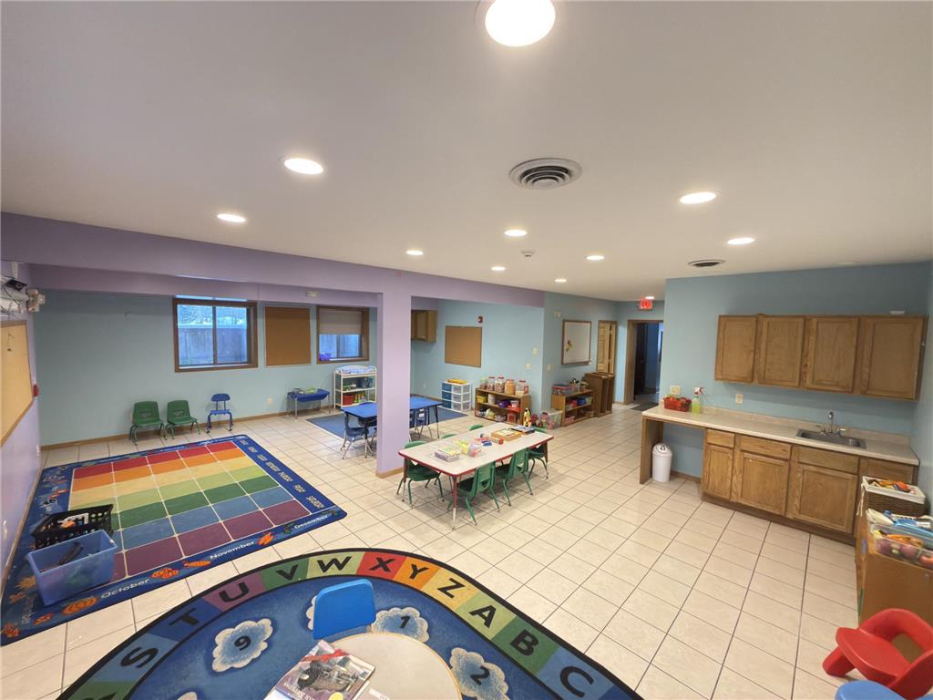 2328 N Hillcrest Parkway Altoona WI 54720 7007163 image4