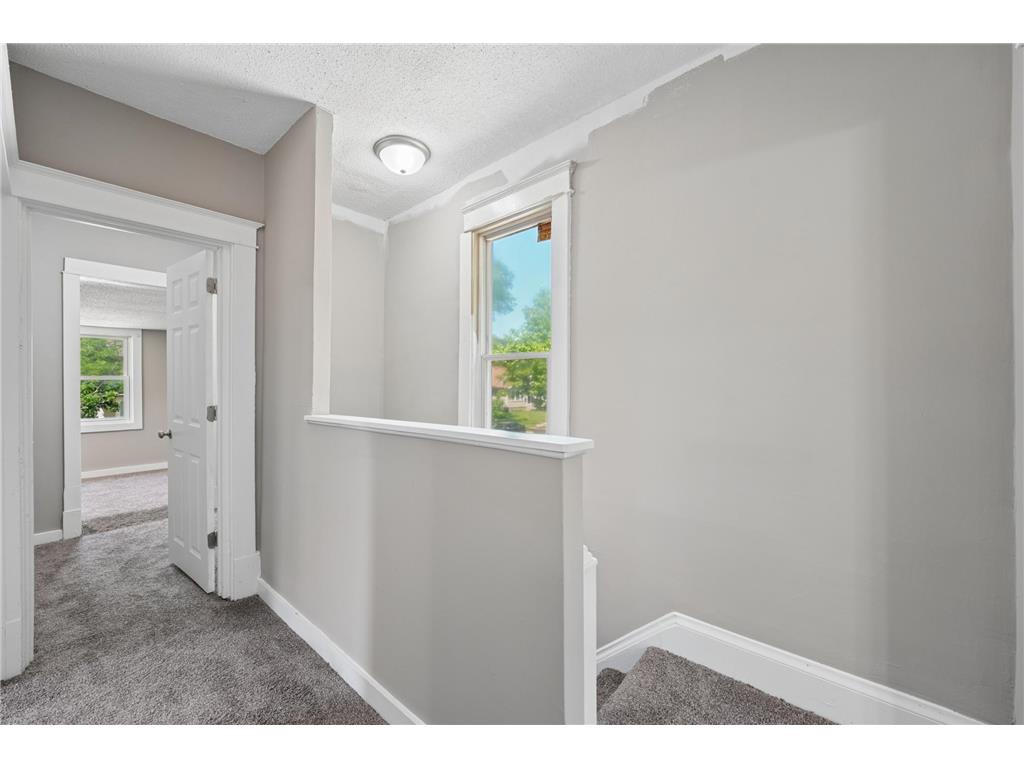 2328 Sheridan Avenue N Minneapolis MN 55411 7082364 image13