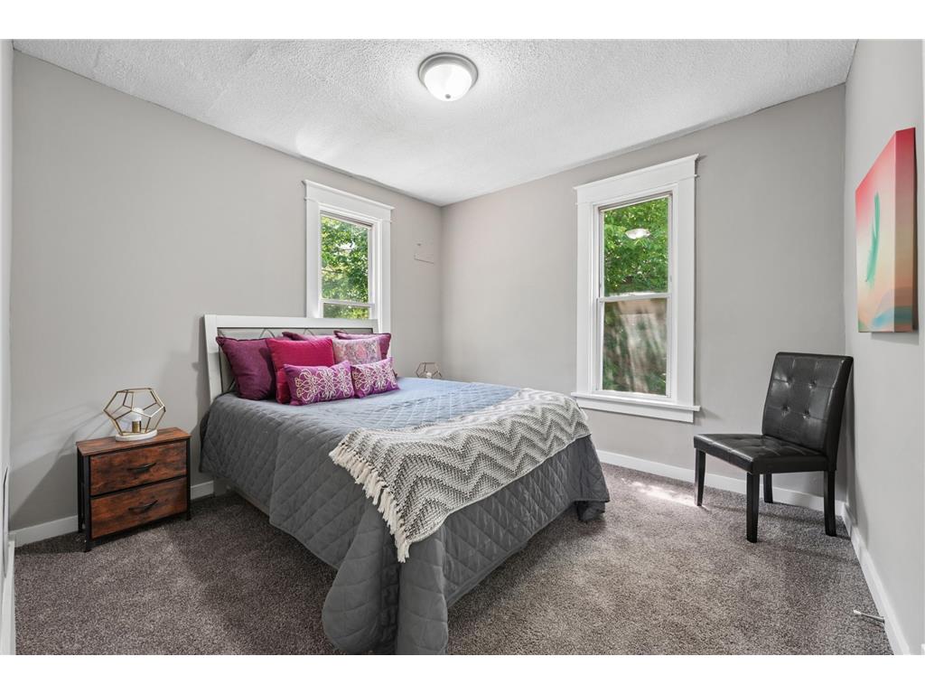 2328 Sheridan Avenue N Minneapolis MN 55411 7082364 image14