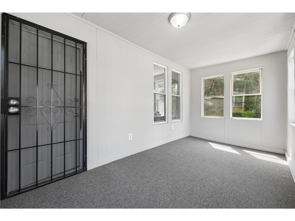 2328 Sheridan Avenue N Minneapolis MN 55411 7082364 image20