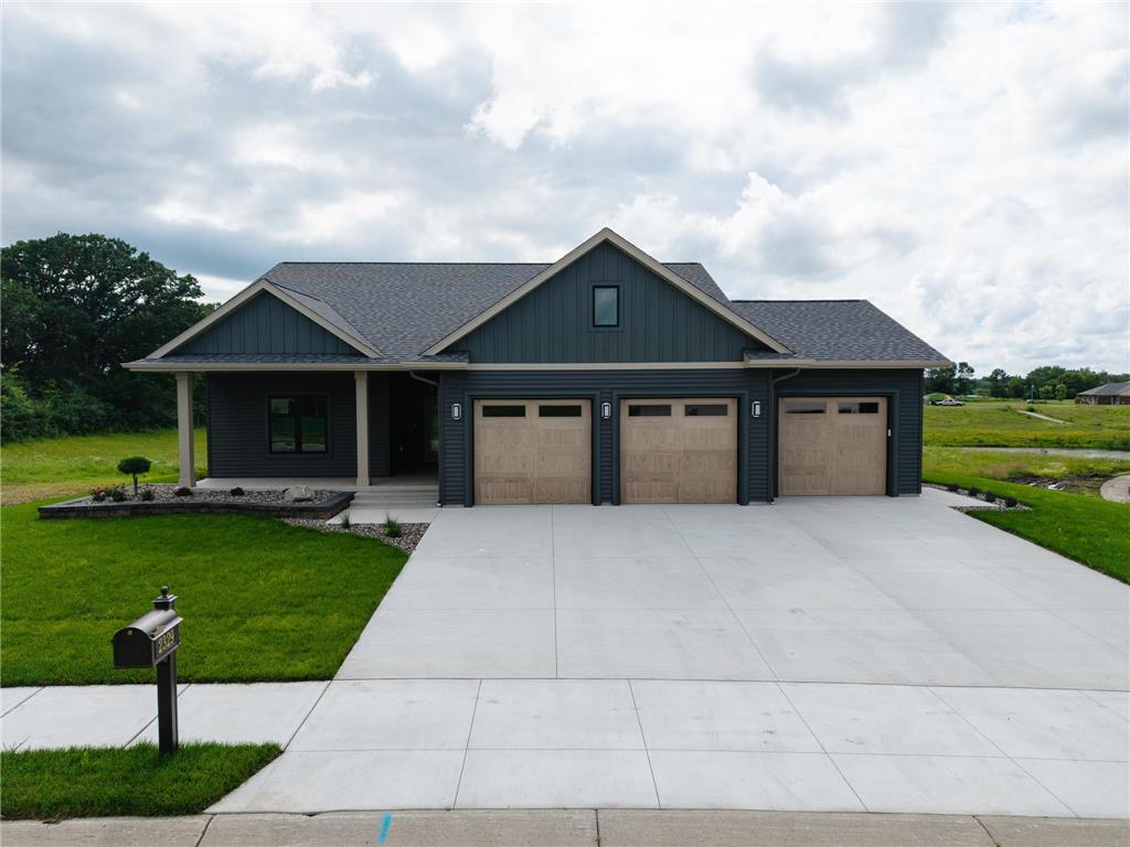 2329 9th Street W Albert Lea MN 56007 6751794 image1