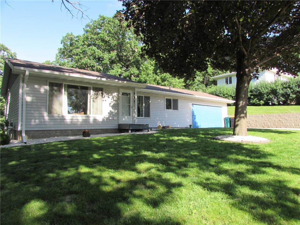 233 E Amber Lake Drive Fairmont MN 56031 7088319 image1