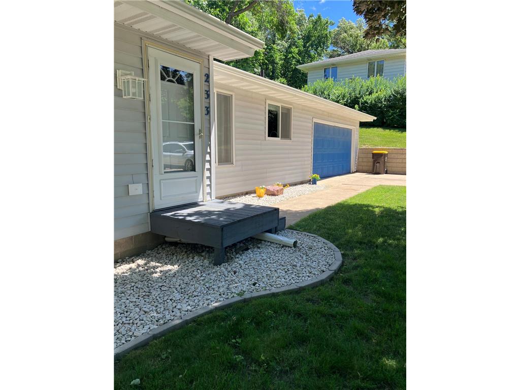 233 E Amber Lake Drive Fairmont MN 56031 7088319 image2