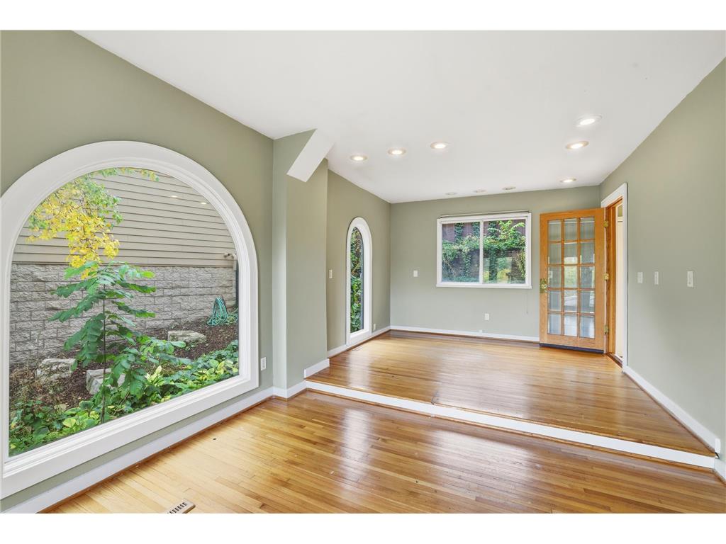 233 Groveland Avenue Minneapolis MN 55403 7038930 image13