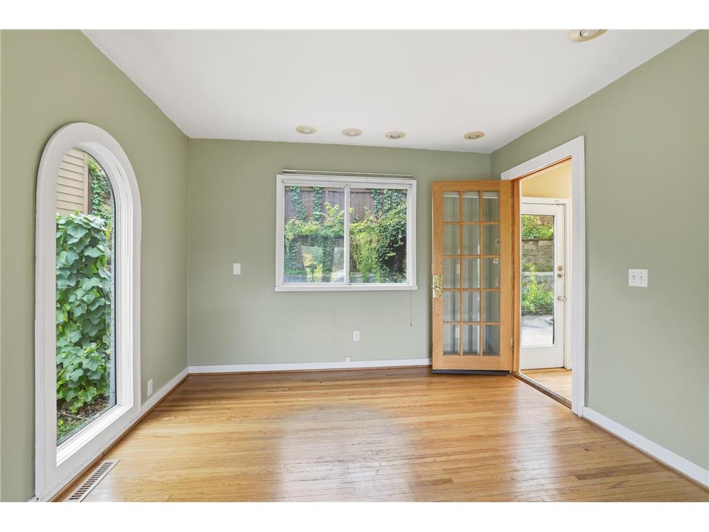 233 Groveland Avenue Minneapolis MN 55403 7038930 image14
