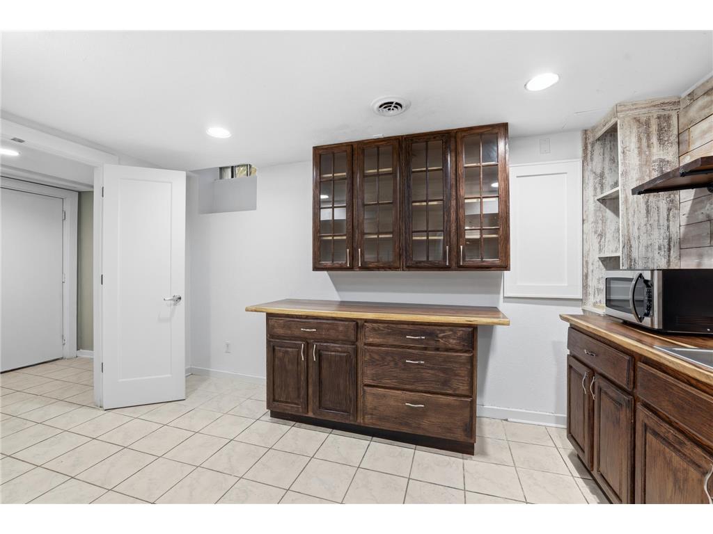 233 Groveland Avenue Minneapolis MN 55403 7038930 image21