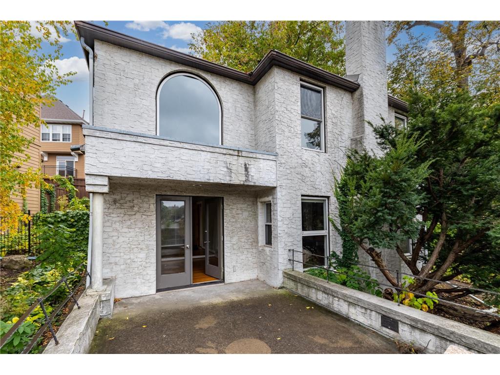 233 Groveland Avenue Minneapolis MN 55403 7038930 image29