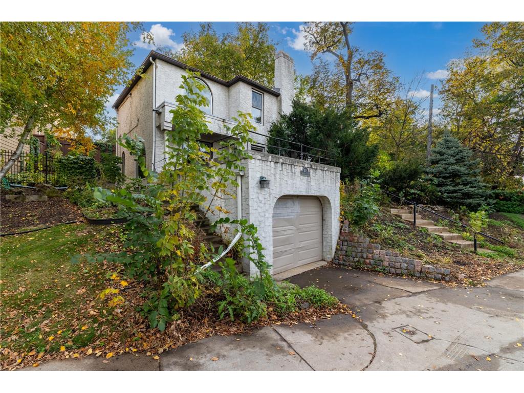 233 Groveland Avenue Minneapolis MN 55403 7038930 image30