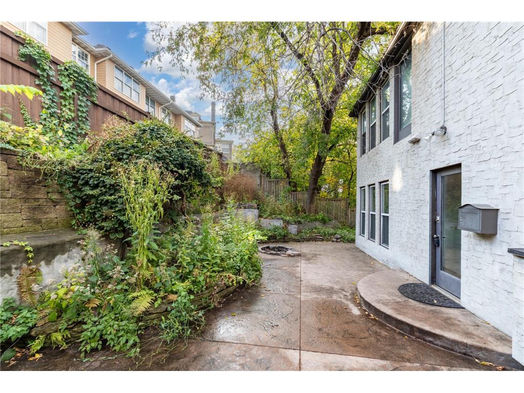 233 Groveland Avenue Minneapolis MN 55403 7038930 image33