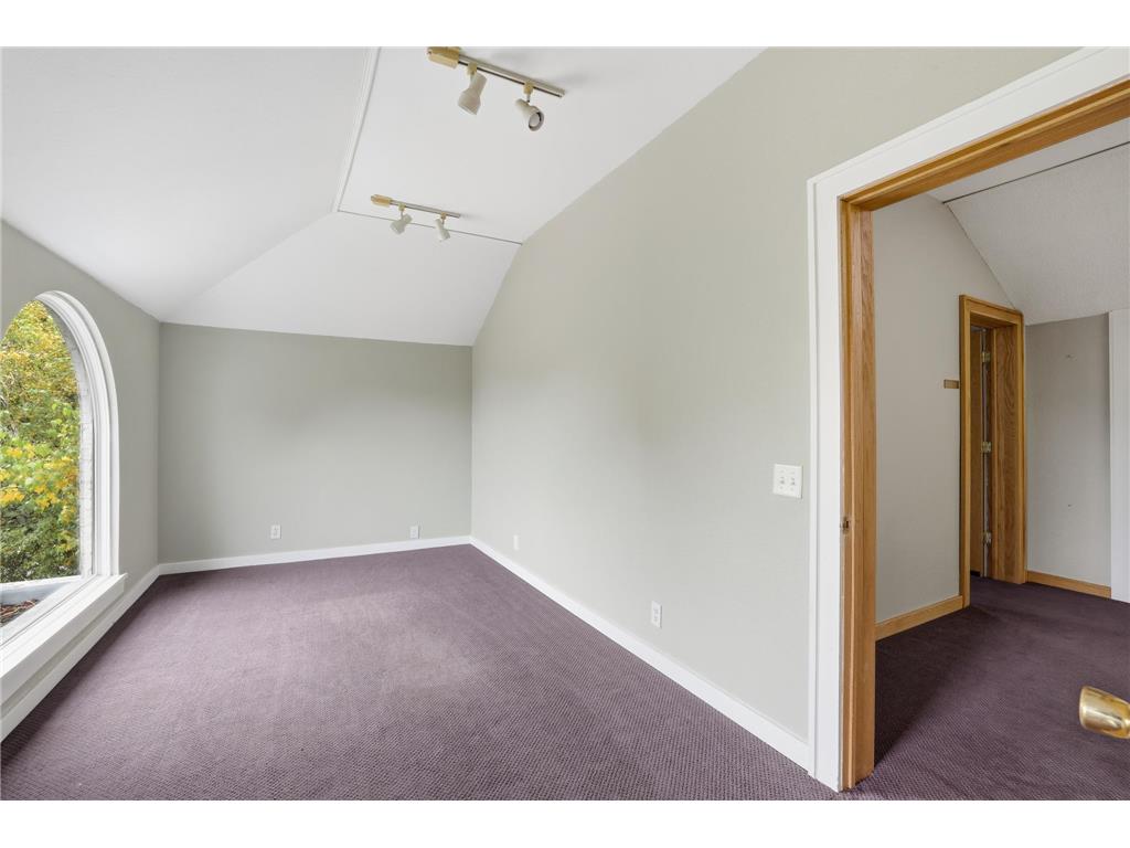 233 Groveland Avenue Minneapolis MN 55403 7038930 image8