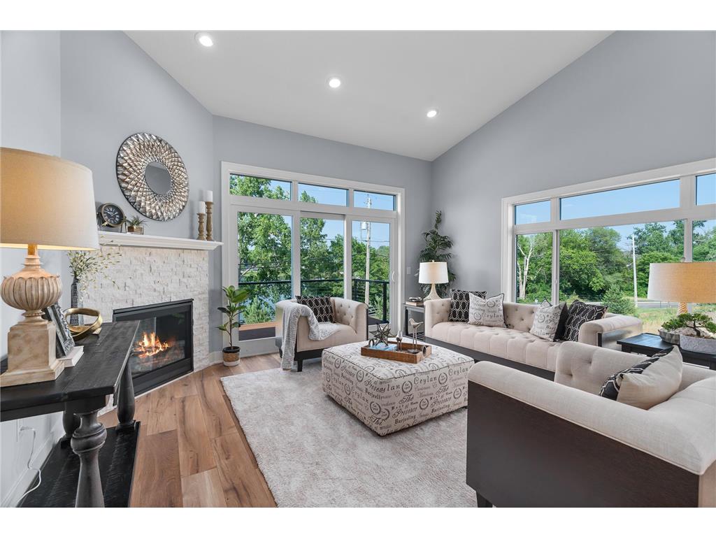 233 McCarrons Place W Roseville MN 55113 - McCarron 6405926 image1