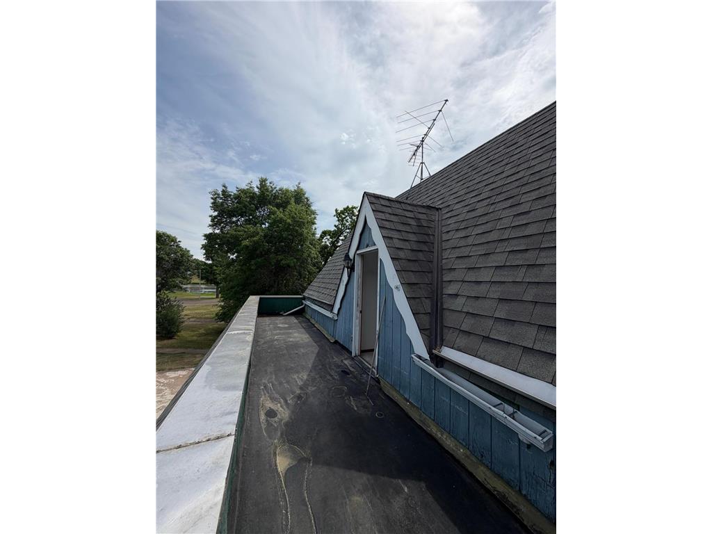 233 N Park Street Grantsburg WI 54840 7086315 image22