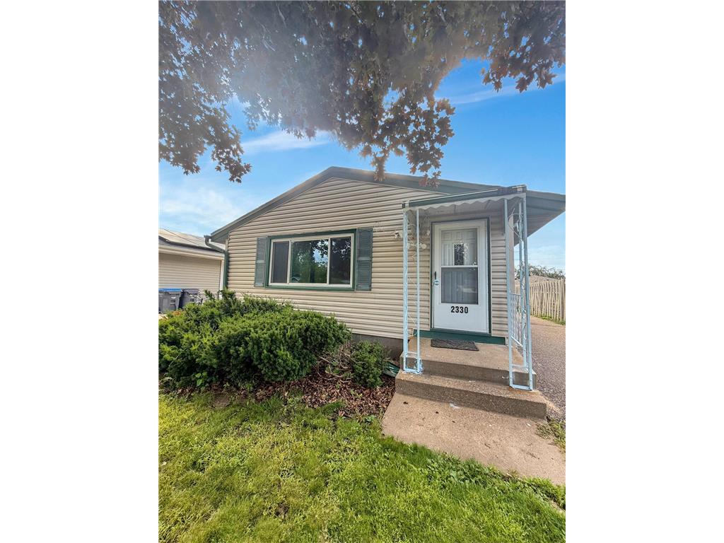 2330 12th Avenue E North Saint Paul MN 55109 6778478 image1