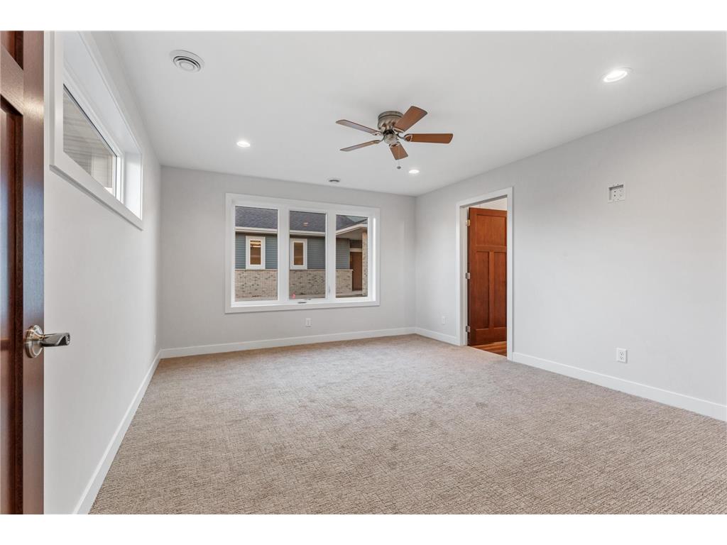 2330 30 Avenue S Fargo ND 58104 7044295 image16
