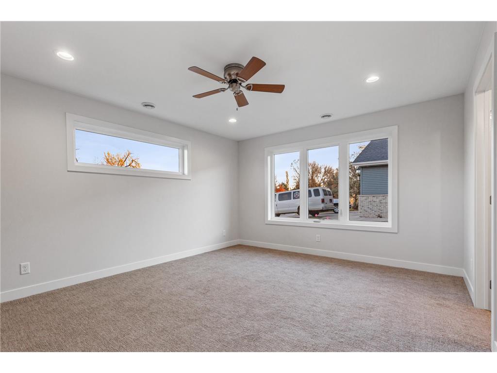 2330 30 Avenue S Fargo ND 58104 7044295 image17