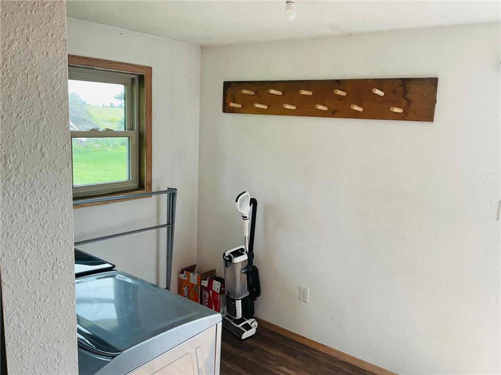 2330 County Road G Emerald WI 54013 6759195 image17