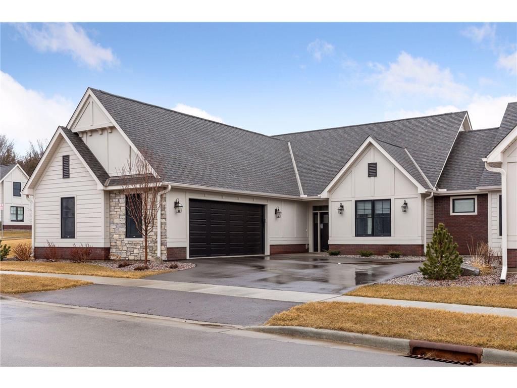 2331 Simply Living Lane, Hudson, WI, 54016 MLS 6154540 Edina Realty