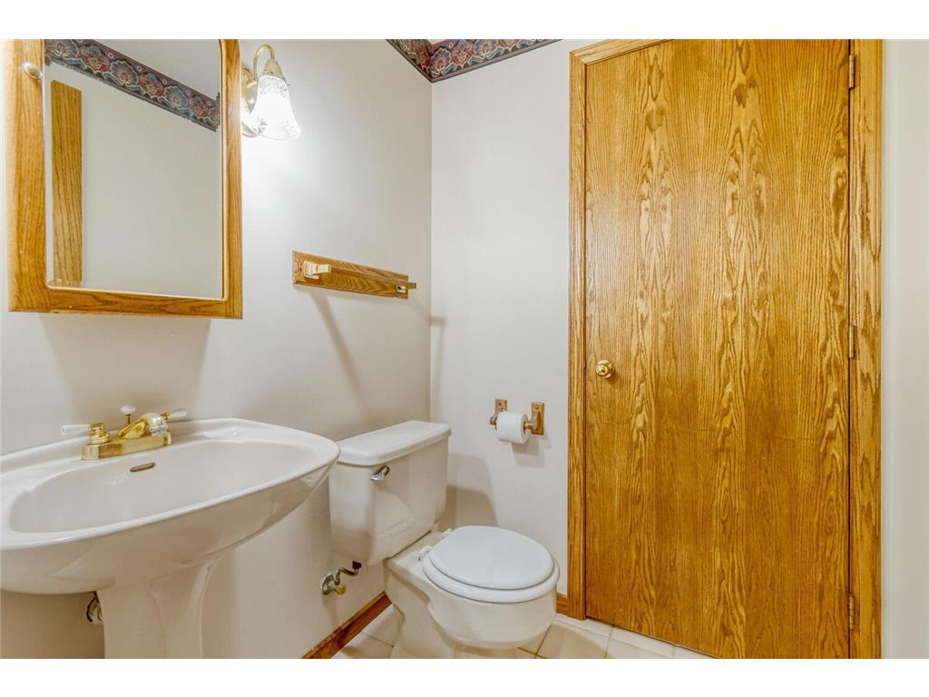 2333 Amberwood Drive Woodbury MN 55125 7043085 image14