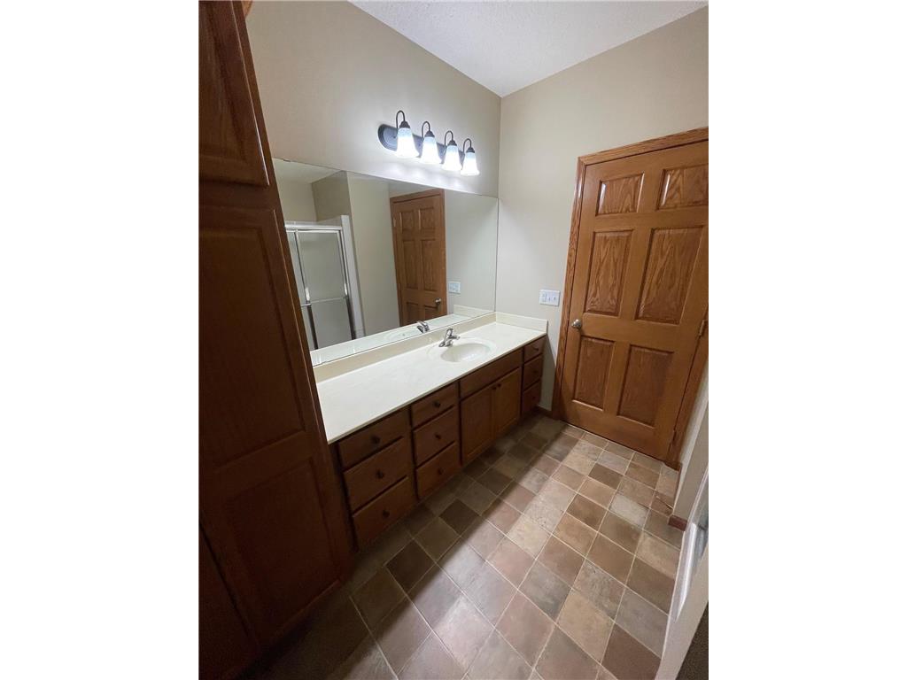 2333 Olivia Court E Maplewood MN 55119 7055047 image20