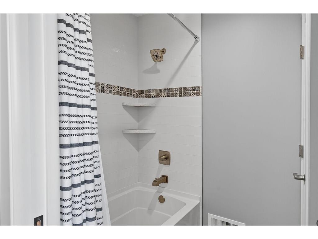 2333 Orion Street SW Rochester MN 55902 7044227 image52