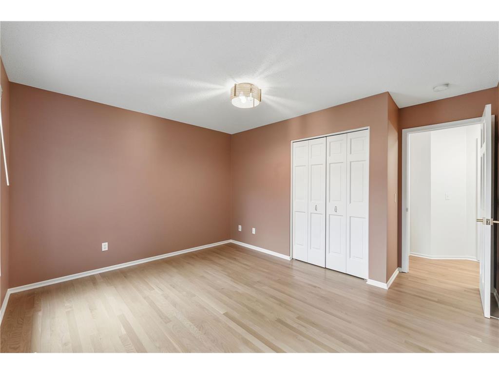 2333 Stone Creek Lane W Chanhassen MN 55317 7103373 image25