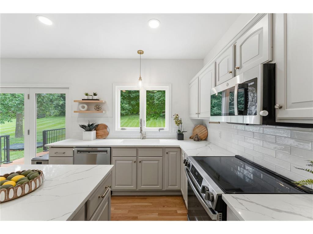 2333 Stone Creek Lane W Chanhassen MN 55317 7103373 image9