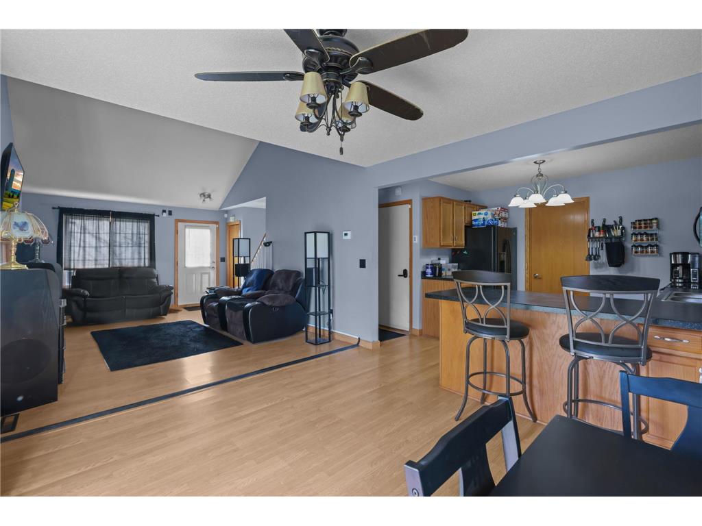 2333 Williams Drive Burnsville MN 55337 6817735 image10