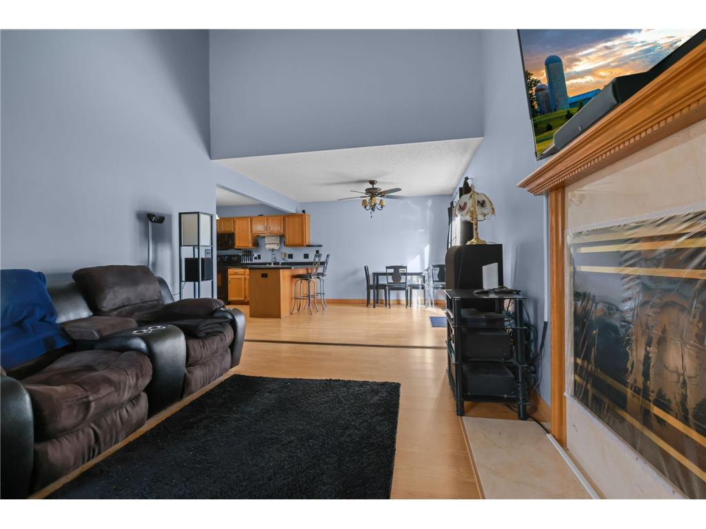 2333 Williams Drive Burnsville MN 55337 6817735 image3