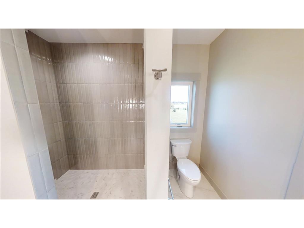2334 9th Street W Albert Lea MN 56007 6751732 image34