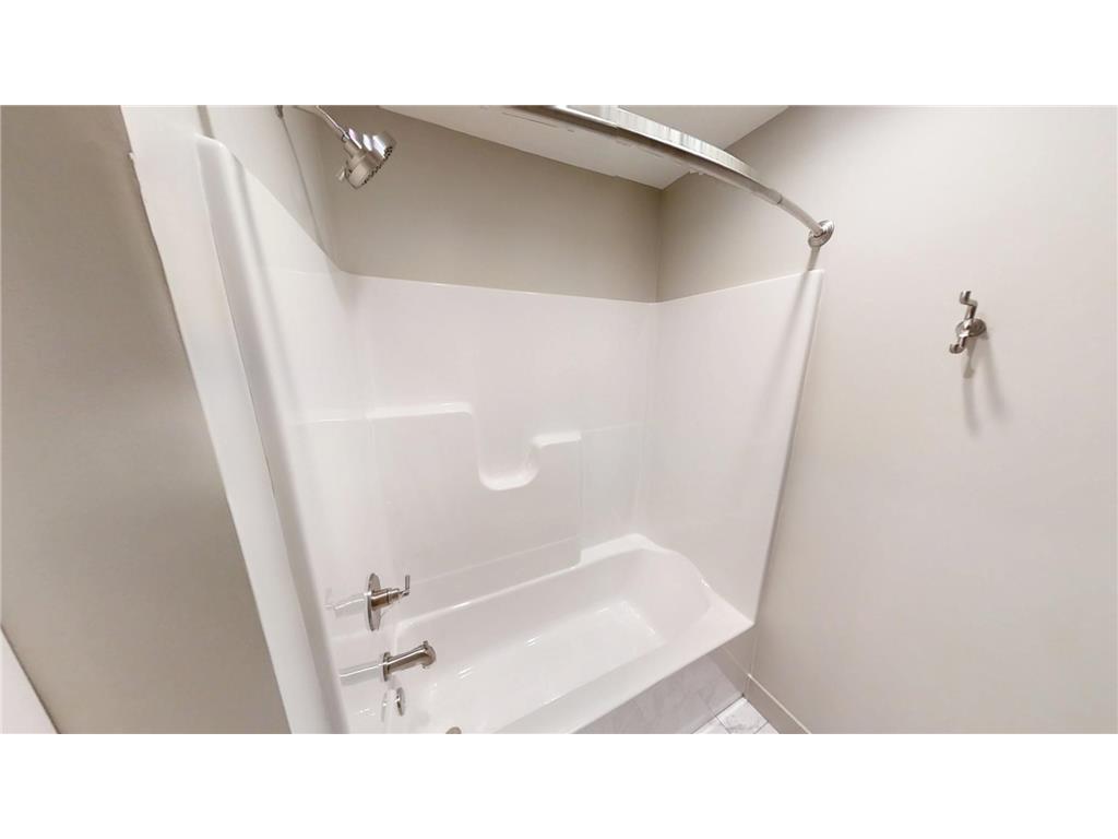 2334 9th Street W Albert Lea MN 56007 6751732 image52