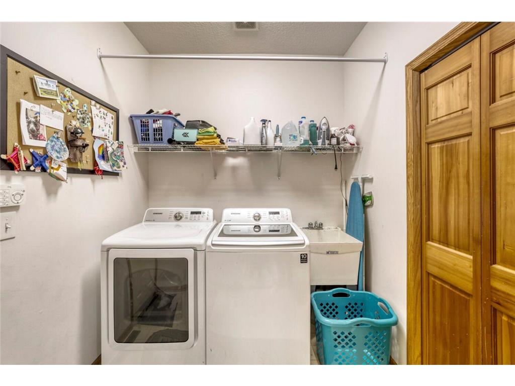 2334 Manuela Drive Chaska MN 55318 7070005 image25
