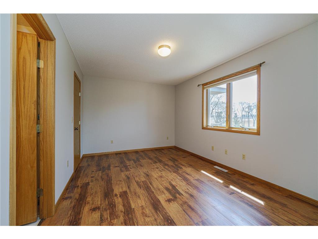 2334 Pinewood Drive Shakopee MN 55379 7043843 image16