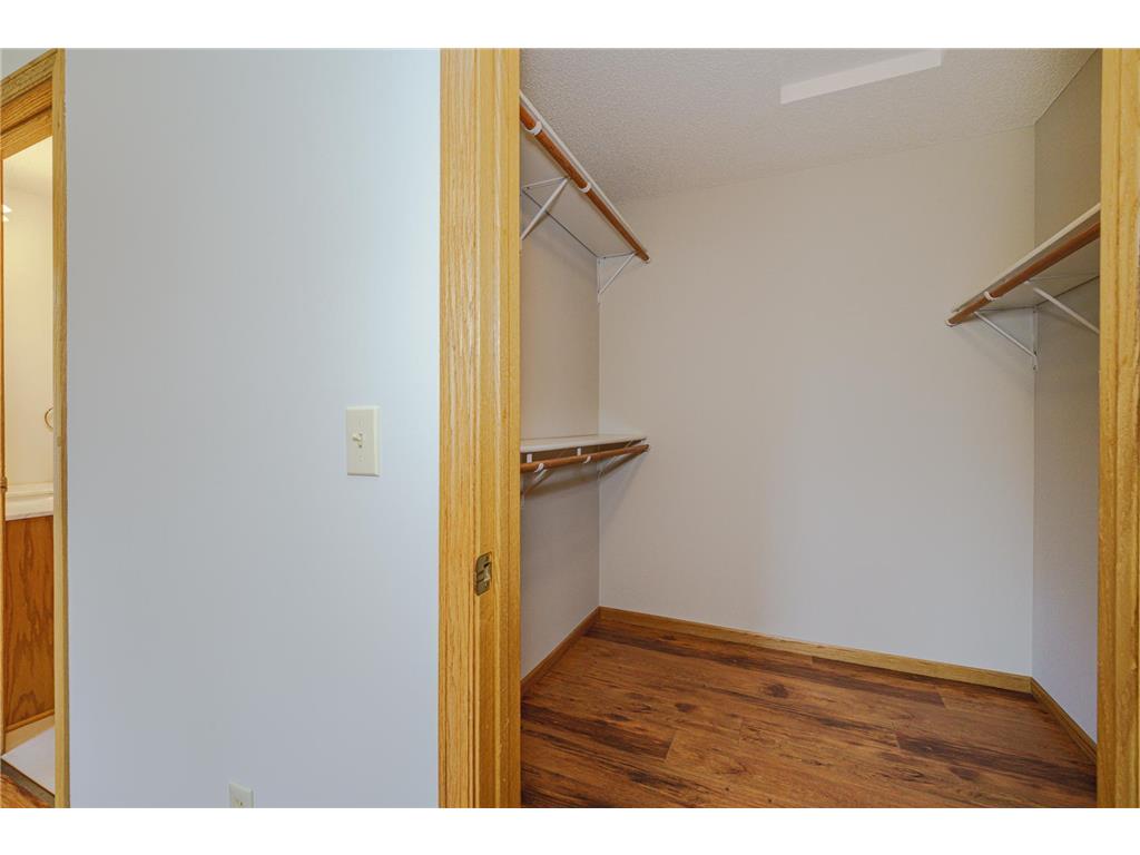 2334 Pinewood Drive Shakopee MN 55379 7043843 image18