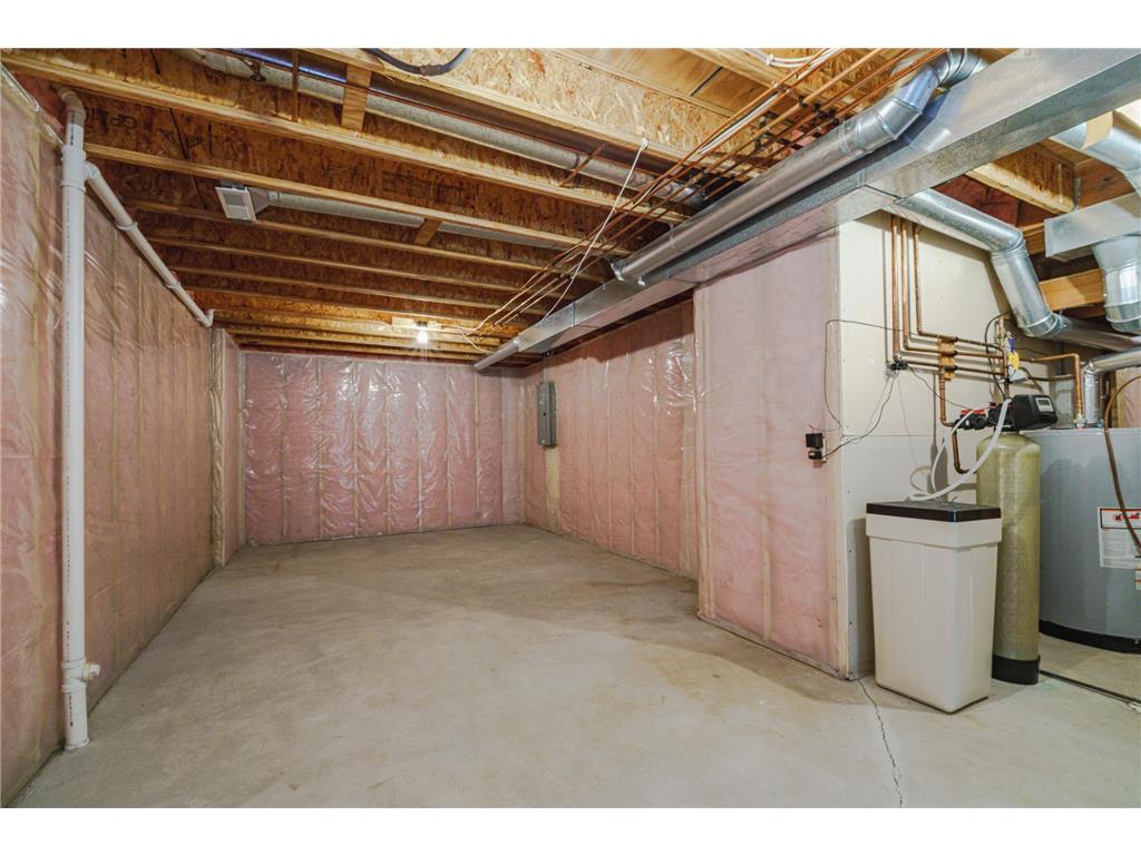 2334 Pinewood Drive Shakopee MN 55379 7043843 image36