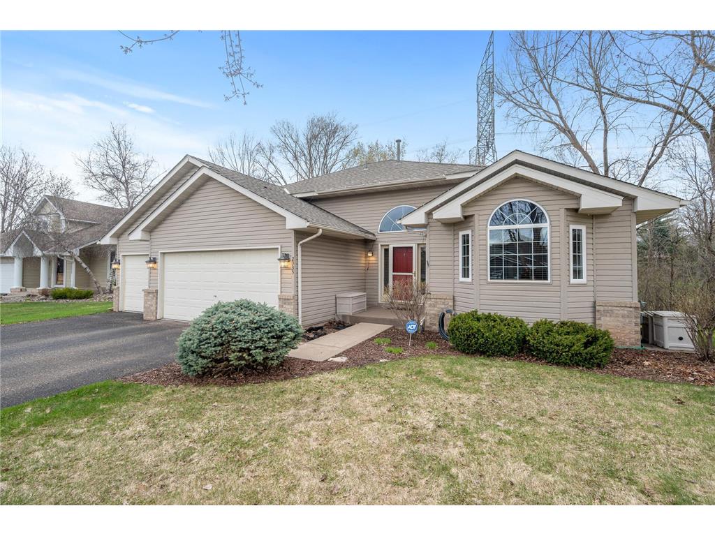 2335 Brenwood Curve Maplewood MN 55109 6358657 image1