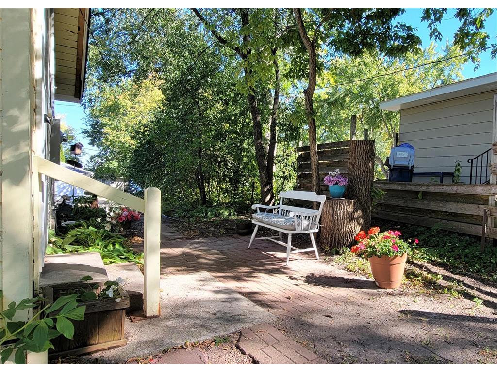 2335 Hemlock Lane N Plymouth MN 55441 7039677 image40