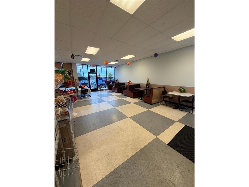 2335 Leland Drive Albert Lea MN 56007 7001008 image5