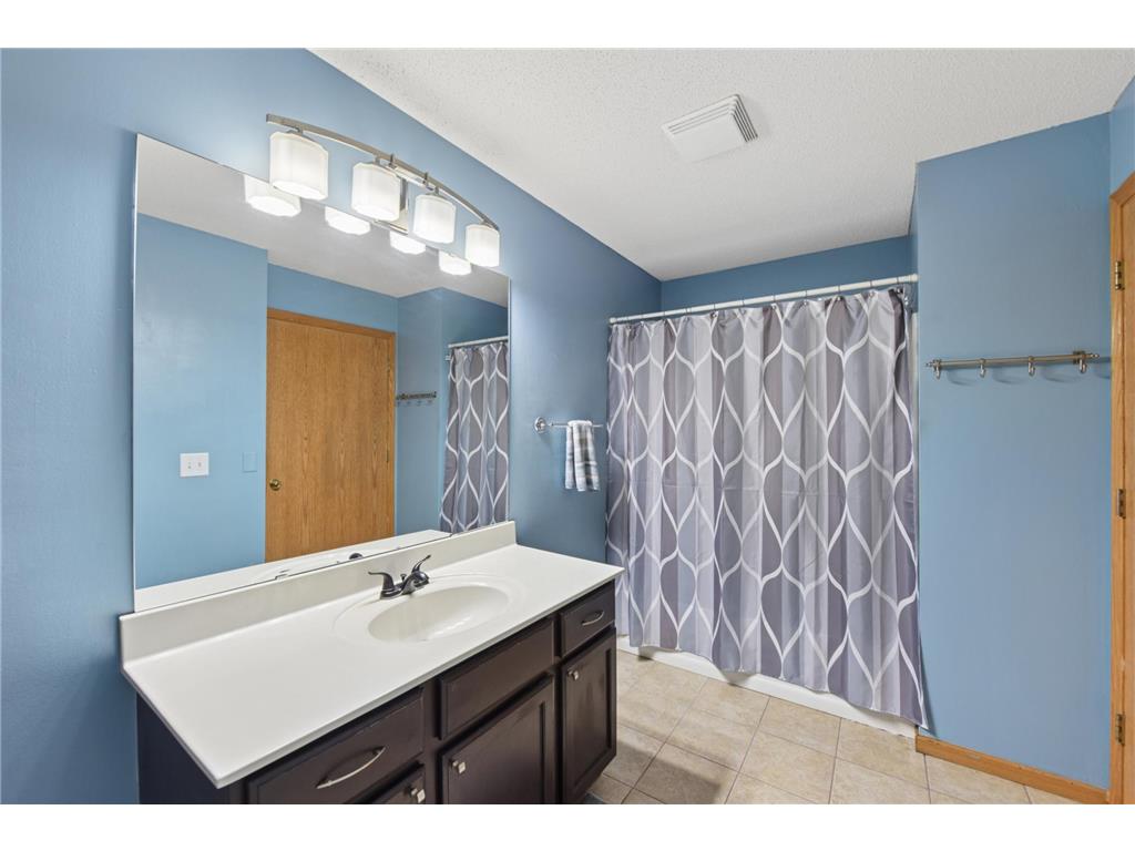 2335 Oakridge Circle Hudson WI 54016 7068708 image13