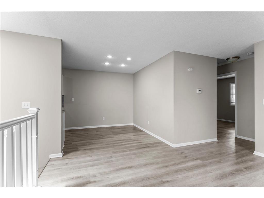 2336 Hale Avenue N Oakdale MN 55128 7078438 image10