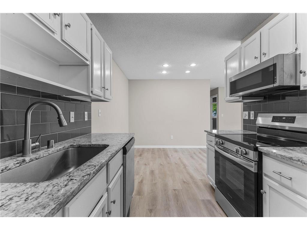 2336 Hale Avenue N Oakdale MN 55128 7078438 image14
