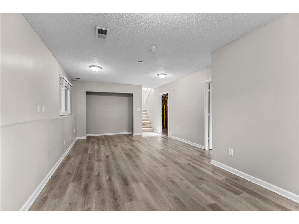 2336 Hale Avenue N Oakdale MN 55128 7078438 image27