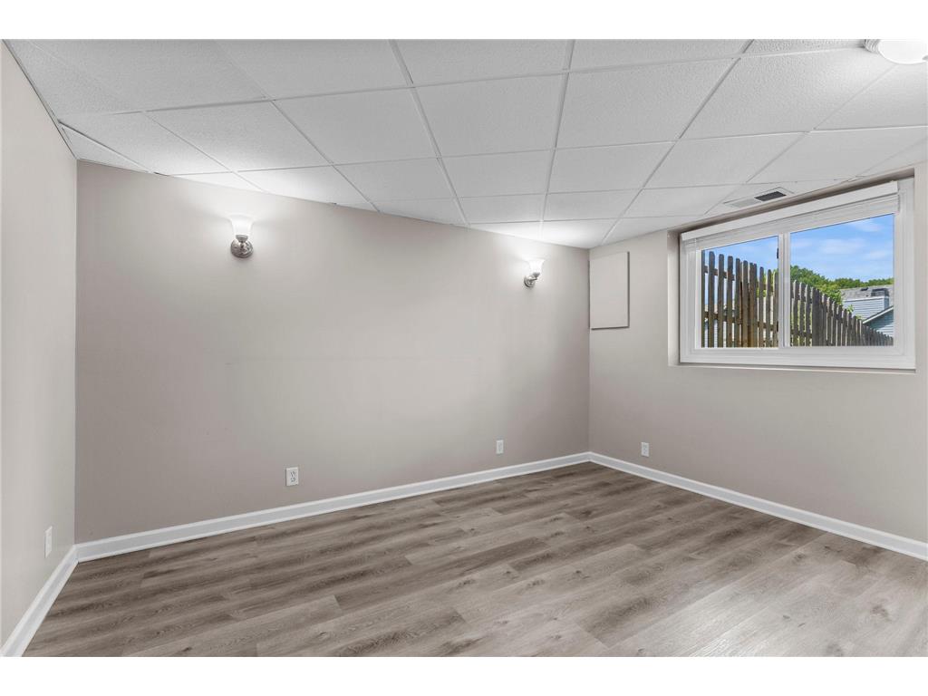 2336 Hale Avenue N Oakdale MN 55128 7078438 image28